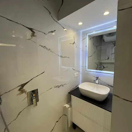 아파트 The Capital Apartment's *